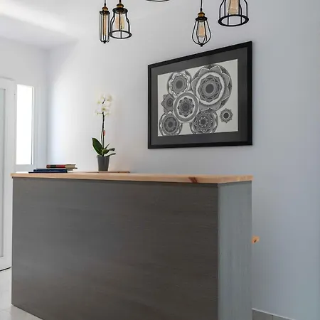 L & C Boutique Hotel apartamentowy Kremastí