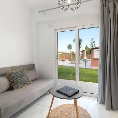 Aparthotel L & C Boutique 3*