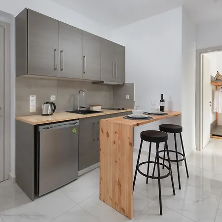 L & C Boutique 3* Kremasti (Rhodes)