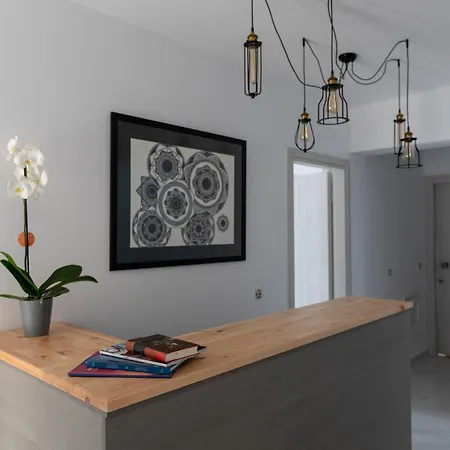 Hotel de apartamente L & C Boutique Kremastí