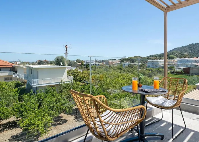 L & C Boutique Apartahotel Kremastí