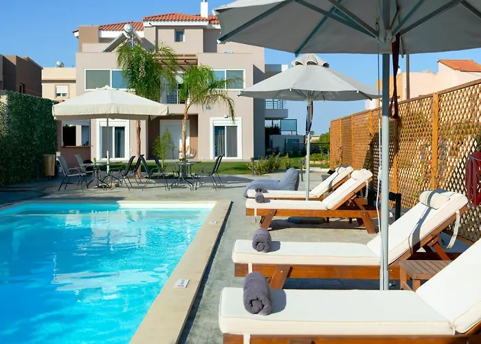 L & C Boutique Apartahotel