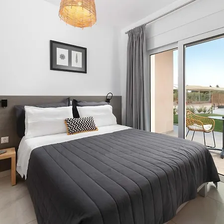 L & C Boutique Kremastí