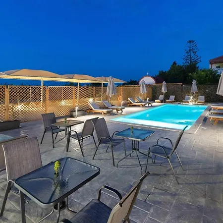 Hotel de apartamente L & C Boutique Kremastí