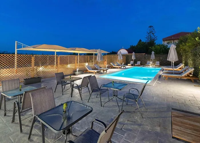 Apart Otel L & C Boutique Kremastí