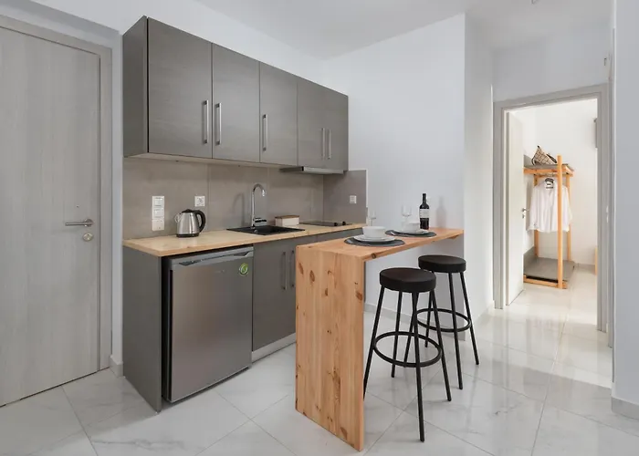 L & C Boutique 4* Kremastí